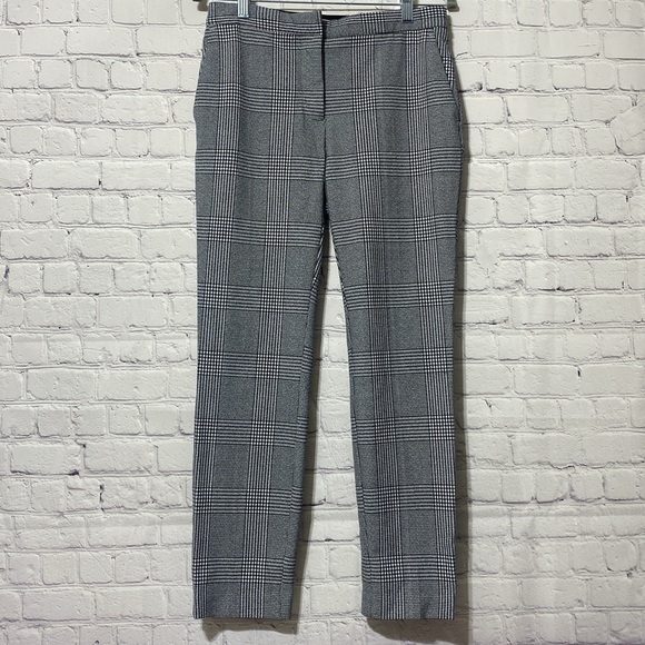 Zara pant career - Picture 8 of 10